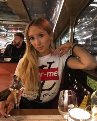 Алена, 8 961 656-27-59 Алена 20 лет