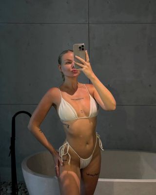 Vika, 8 937 101-30-67 Vika 23 лет